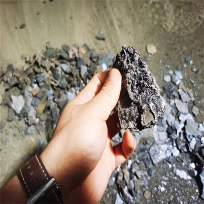 Kimyo sanoatida vanadiy pentoksidi